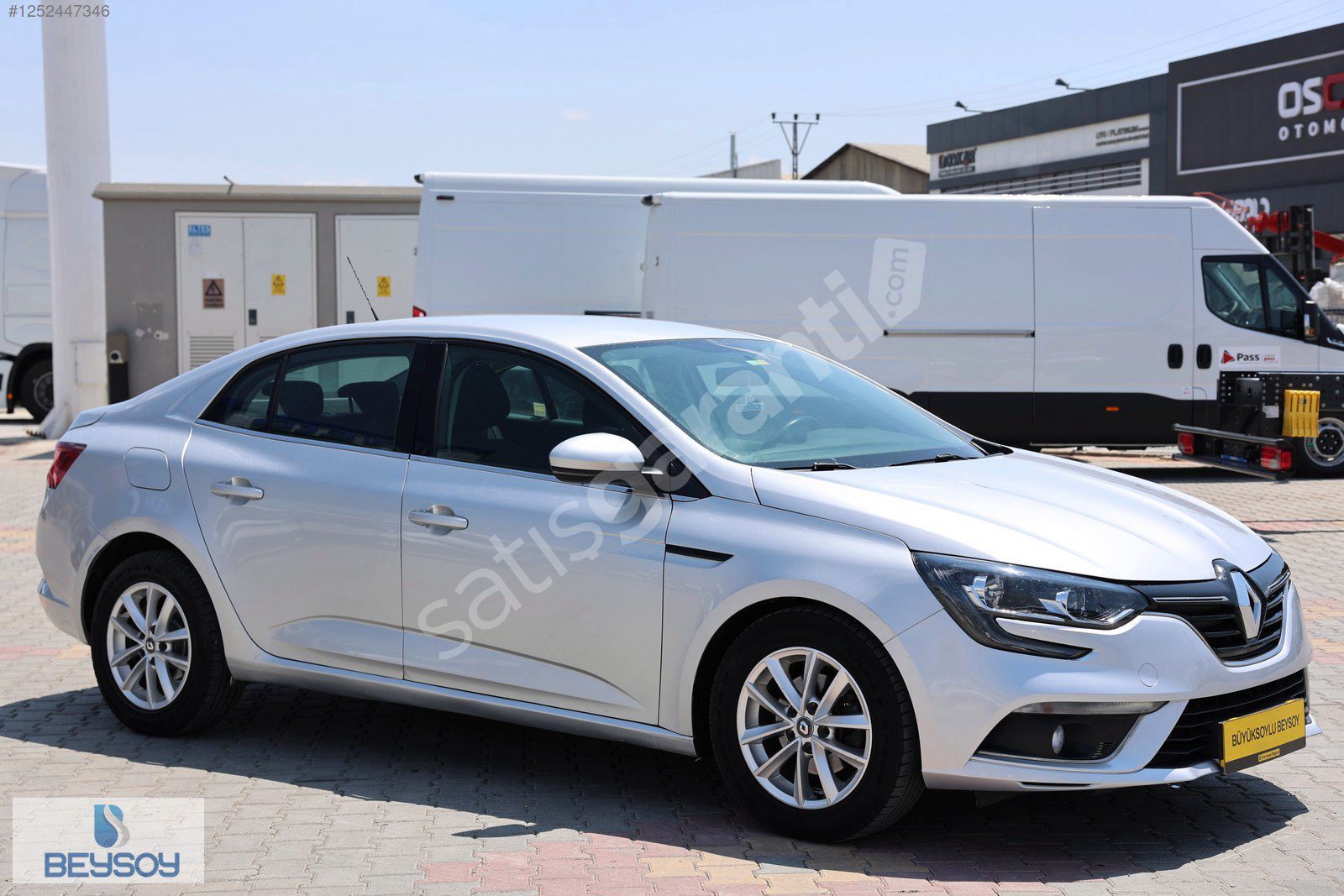 BÜYÜKSOYLU BEYSOY'DAN RENAULT MEGANE ICON 1.5 DCI EDC 110 Hp A/C
