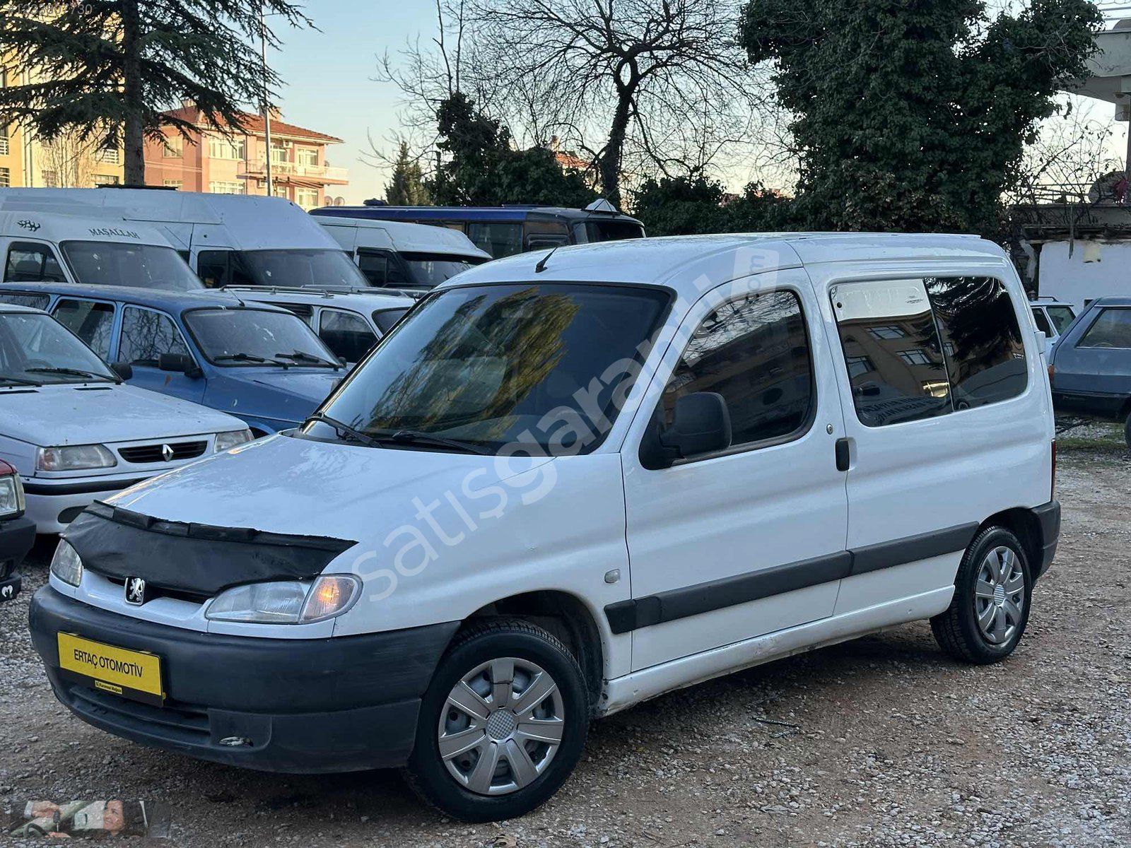 ERTAÇ OTOMOTİVDEN 2001 MODEL PEUGEOT 1.9D OTOMOBİL RUHSATLI