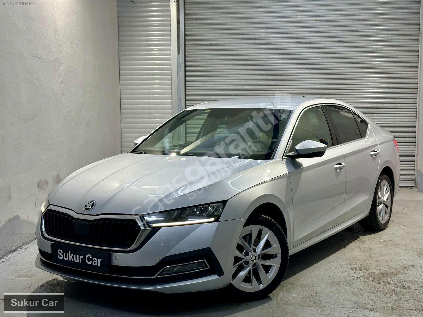 2021 OCTAVİA 1.0 E TSI PREMİUM DSG-HATASIZ-BOYASIZ K.K 12 TAKSİT