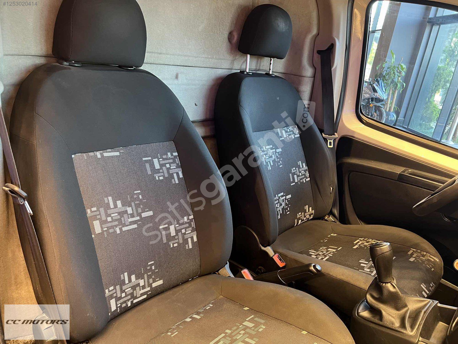 CC MOTORS 2015 MODEL FİAT FİORİNO COMBİ 1.3 MULTİJET SORUNSUZ