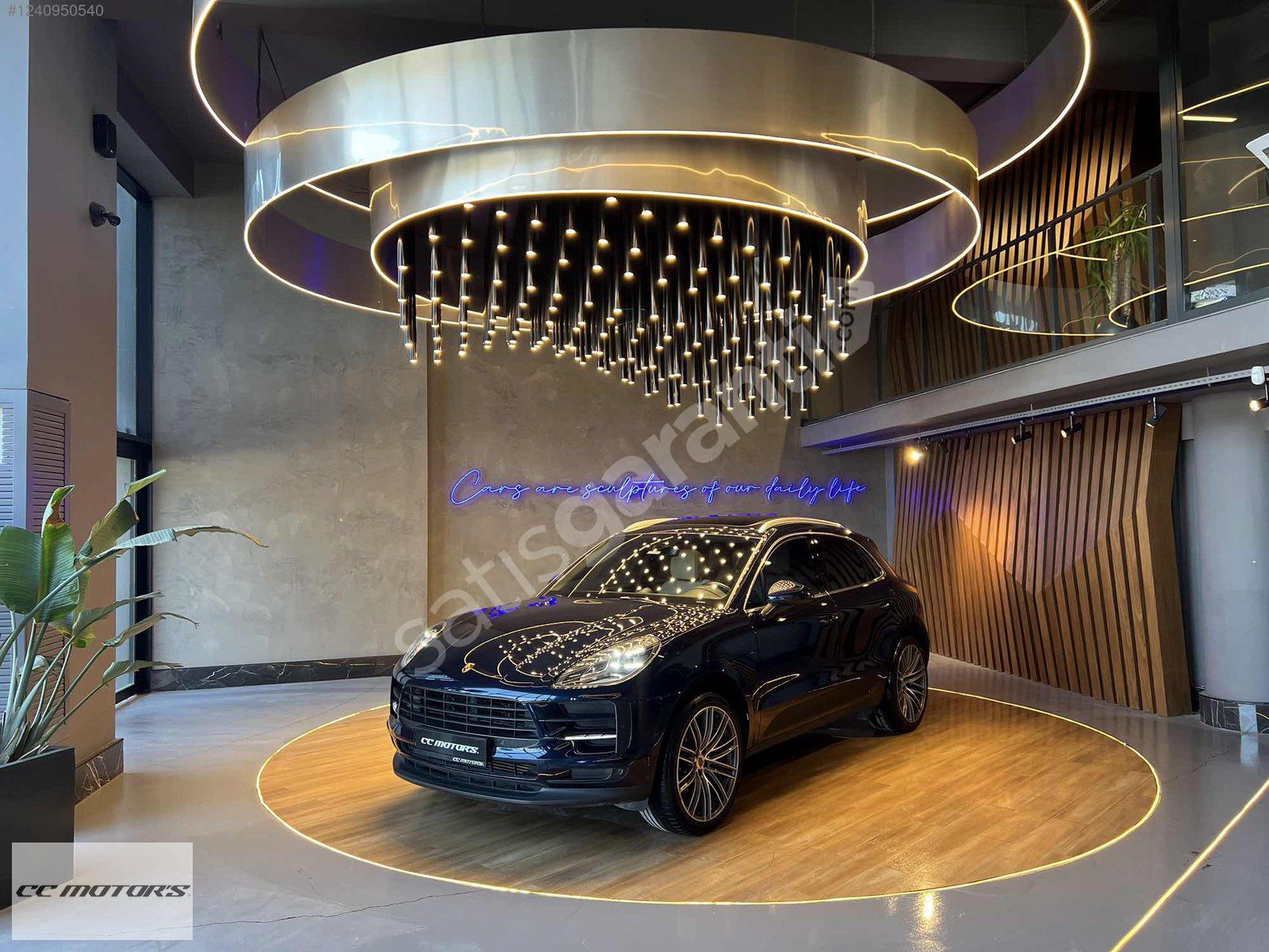 CC MOTORS 2020 MODEL PORSCHE MACAN 2.0 HATASIZ BAYİİ CHRONO