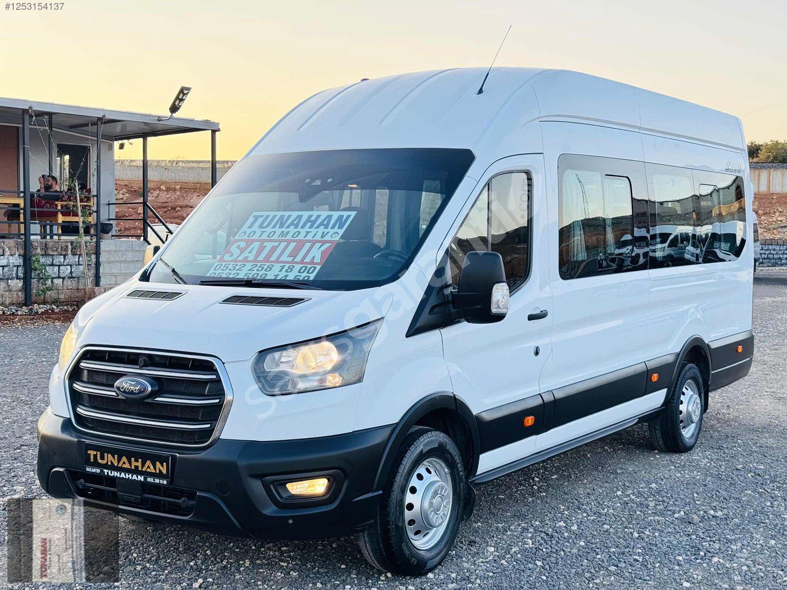 TUNAHAN DAN HATASIZ BOYASIZ ÇİFT KLİMA 16+1 DELÜX FORD TRANSİT