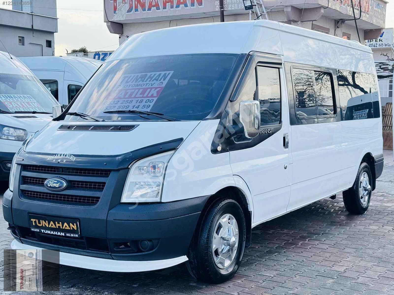 TUNAHAN DAN HATASIZ BOYASIZ 2012 ÇİFT KLİMA ORJİNAL DELÜX FORD