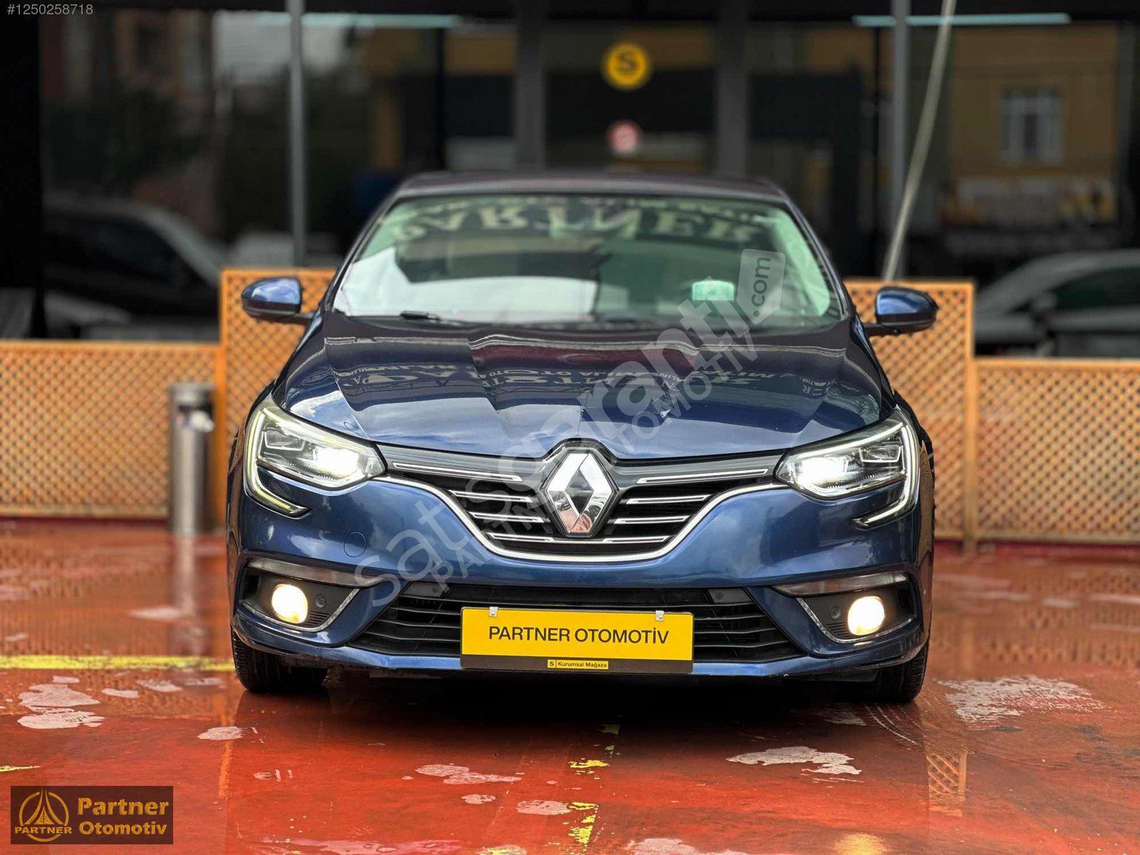 Megane dört özel seri