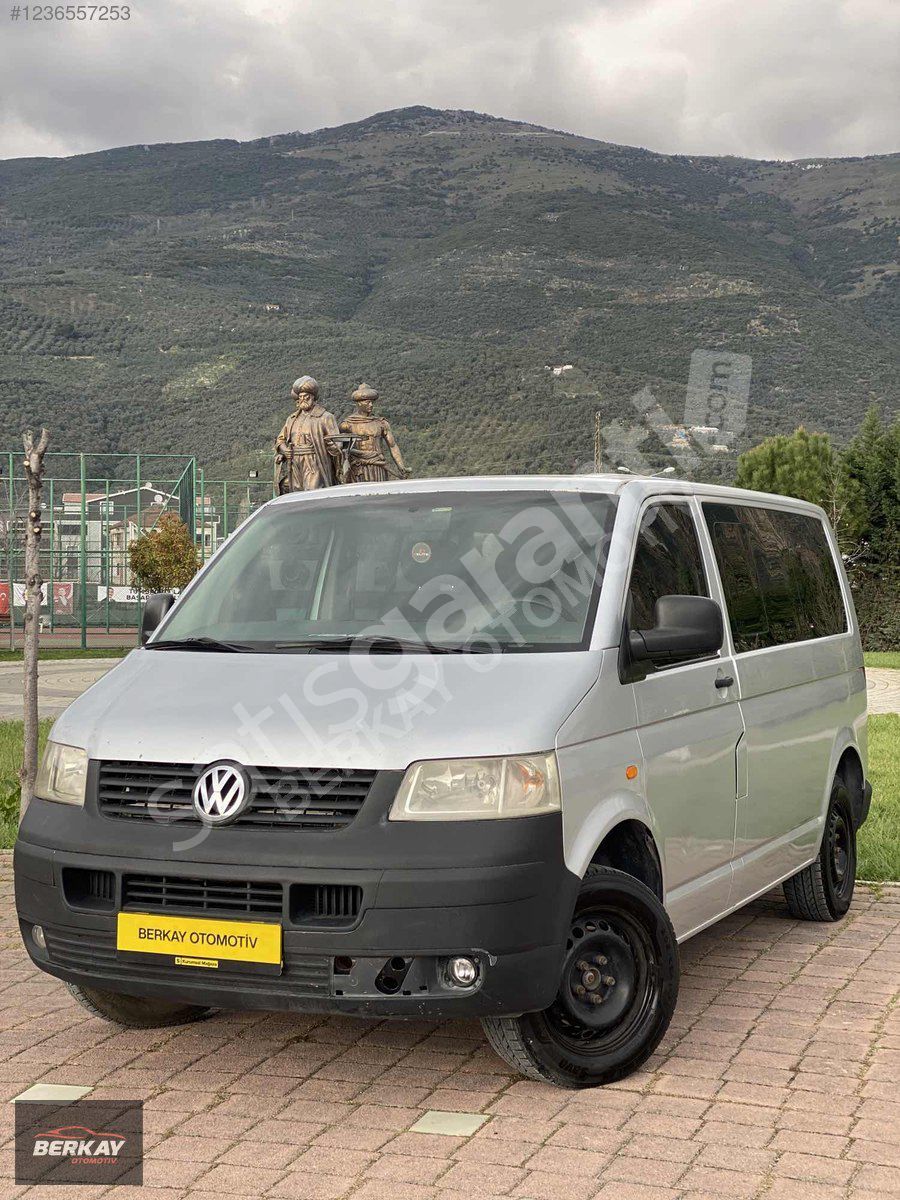 BERKAY OTOMOTİV VW TRANSPORTER T5 SERVİS BAKIMLI İLK KULLANICI