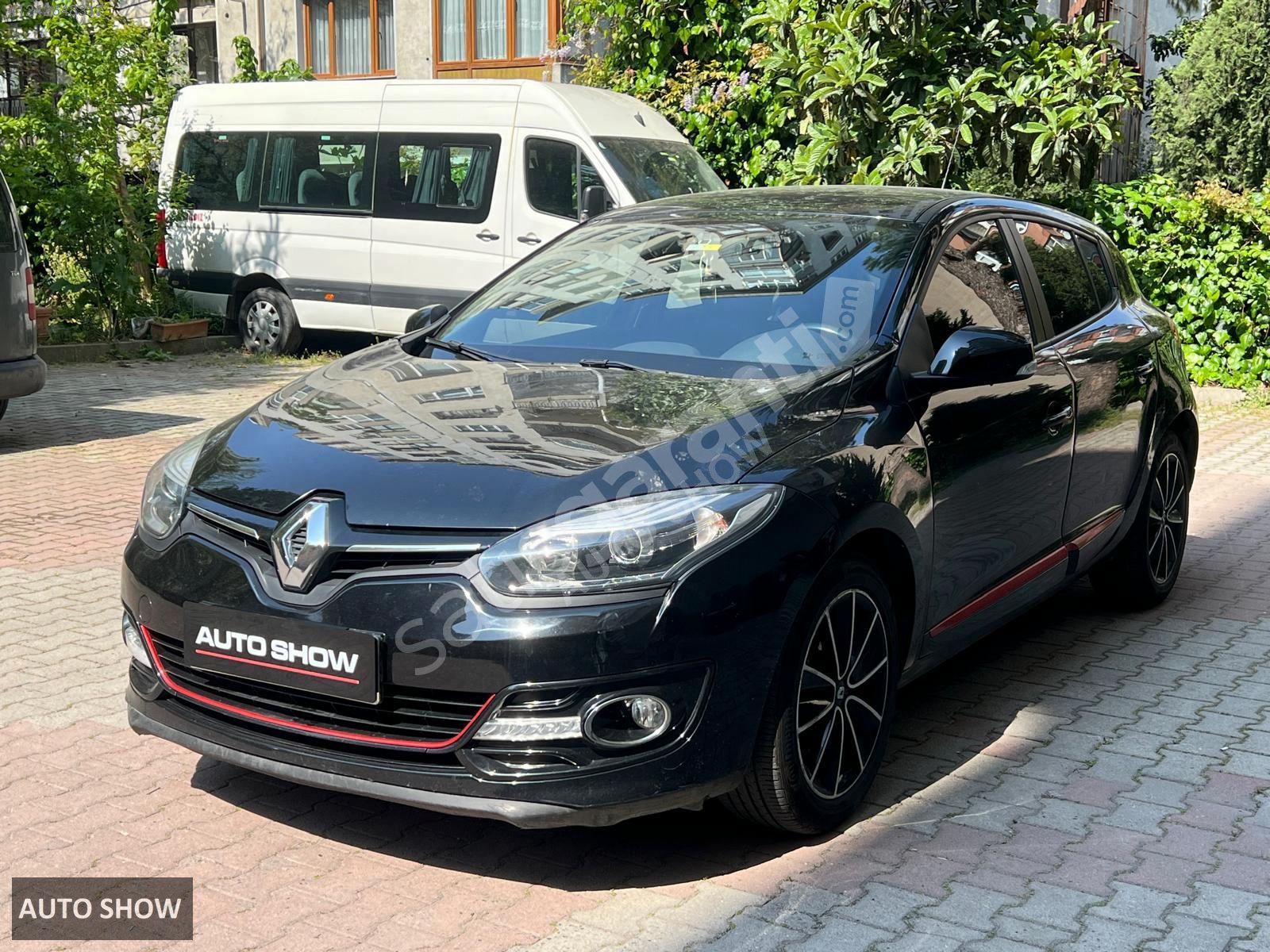 AUTO SHOW_RENAULT MEGANE 3 AY ERTELEMELİ 12-18-24-36 AY TAKSİT