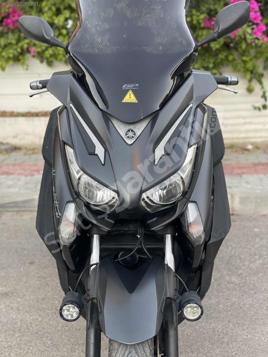 YAMAHA X MAX 250 LİK SADECE 36 BİNDE ABS Lİ