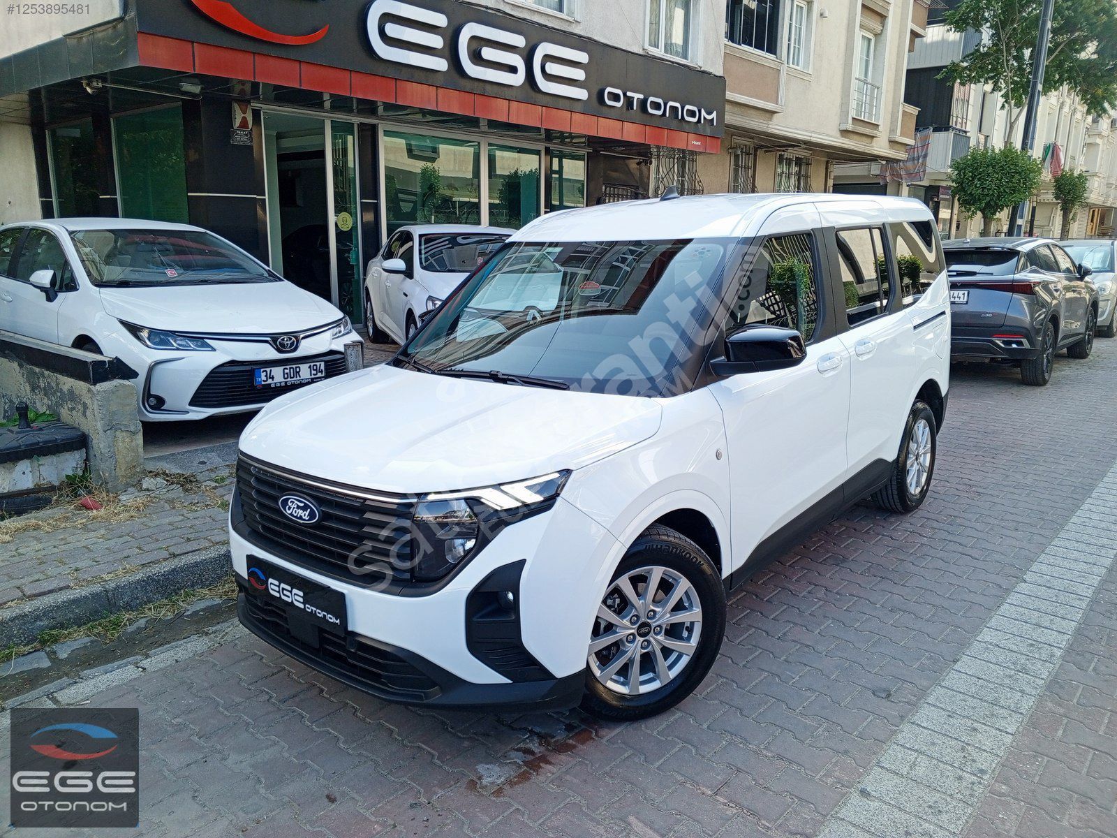 2024 HATASIZ BOYASIZ 13000KM DE TİTANİUM OTOMATIK VİTES