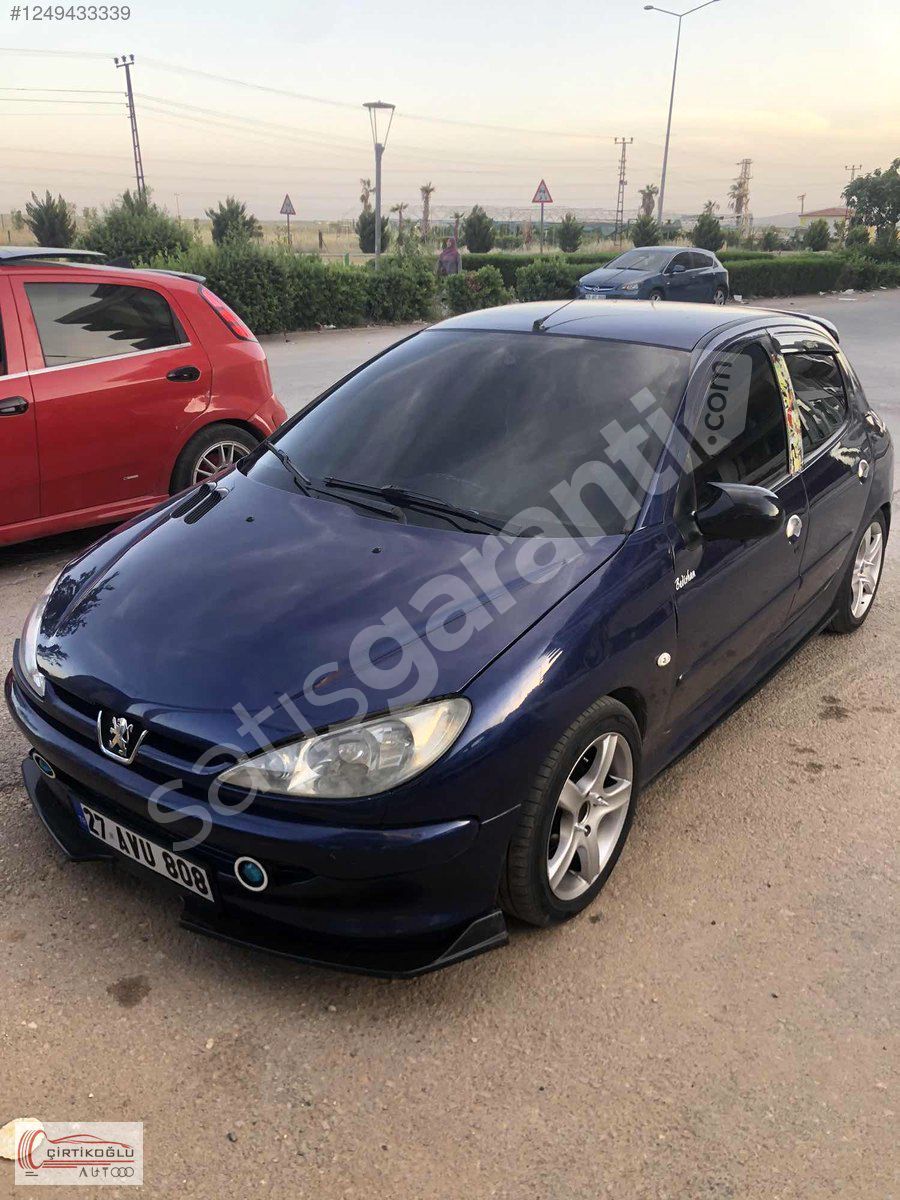 ÇİRTİKOĞLU'ndan 2000 PEUGEOUT 206 EXTRALI TEMİZ MASRAFSIZ