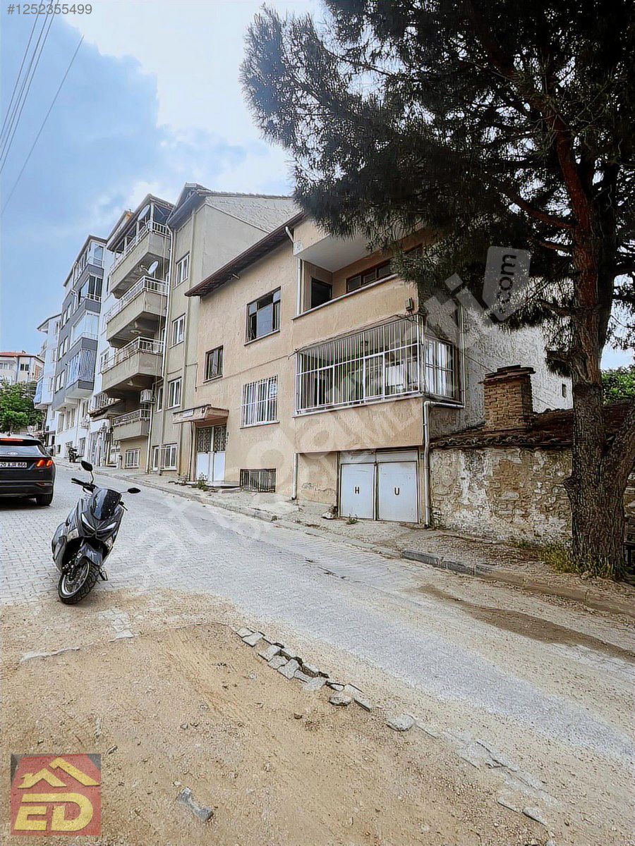 DAĞCI EMLAK BULDAN KARŞIYAKA MAH SATILIK MÜSTAKİL EV ARSASI