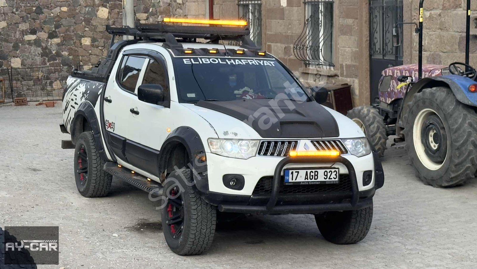 4X4 MİTSUBİSHİ L200 OFF ROAD DONANIMLI