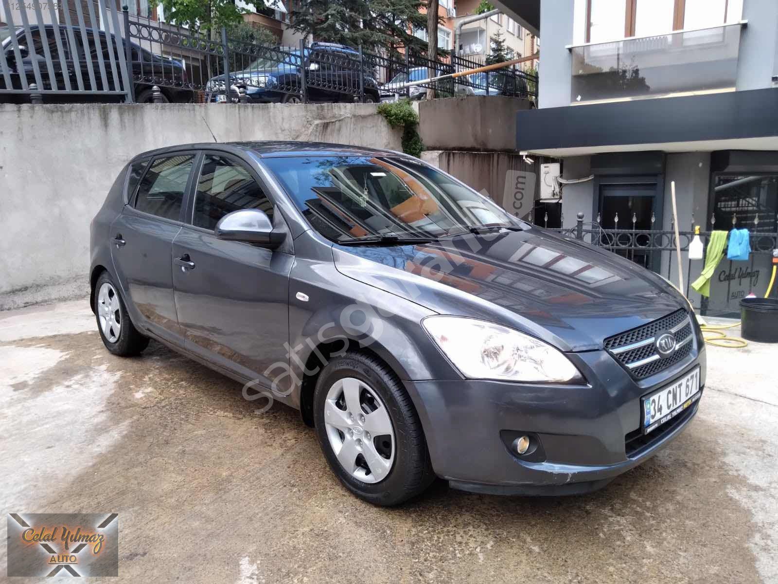 EMSALSİZ-2009-KİA CEED 1.6CRDİ-MOTİON-OTOMATİK