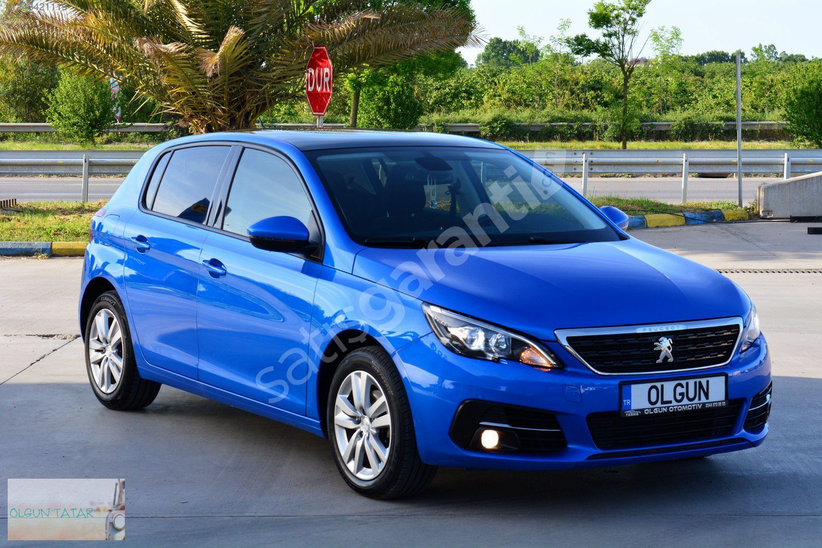 OLGUN'dan 2020 PEUGEOT 308 1.2 STYLE TECH CAM TAVAN LANSMAN RENK
