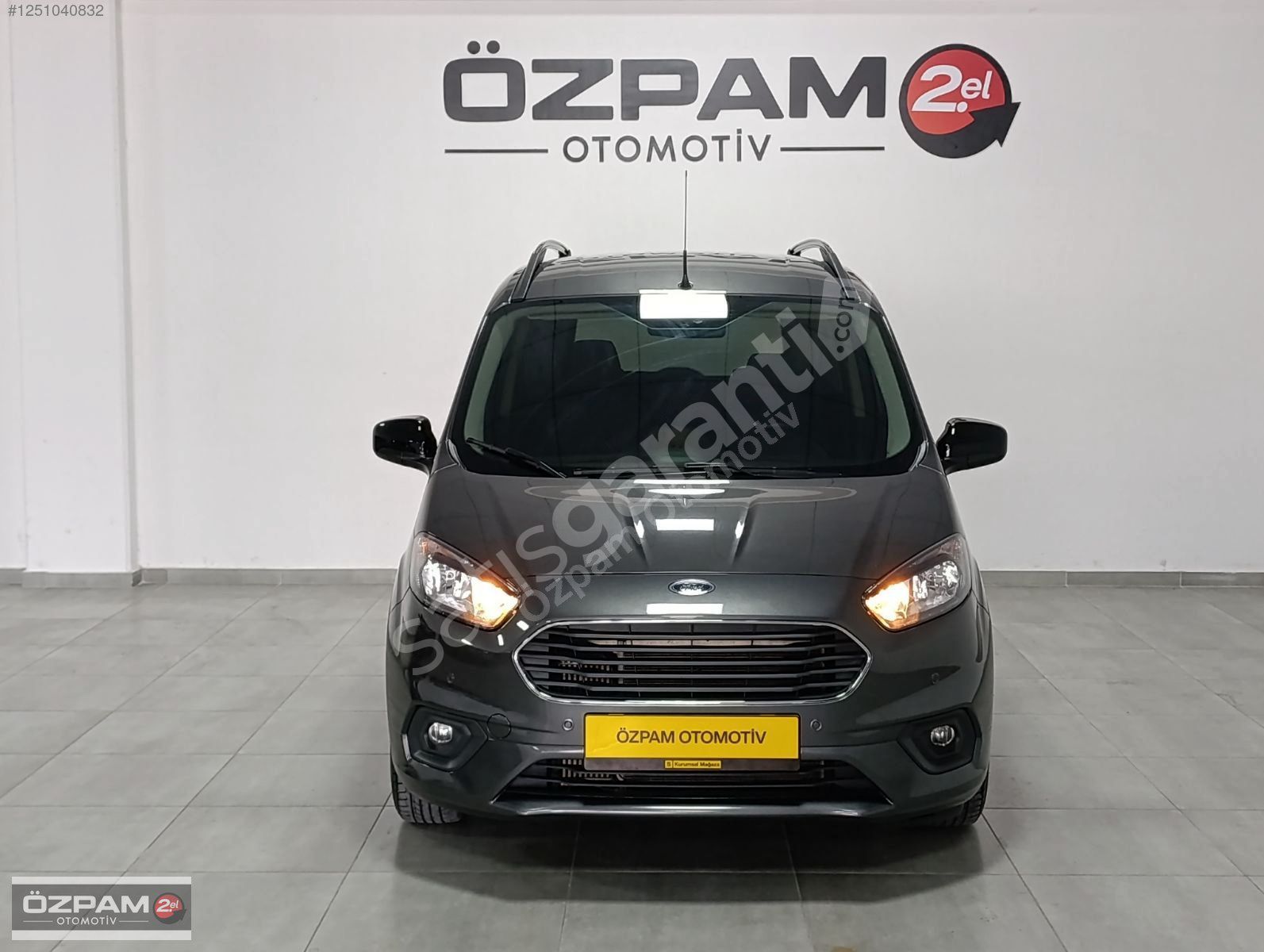 ÖZPAM 2.EL'DEN 2022 FORD TOURNEO COURİER 1.5 TDCi TİTANİUM PLUS