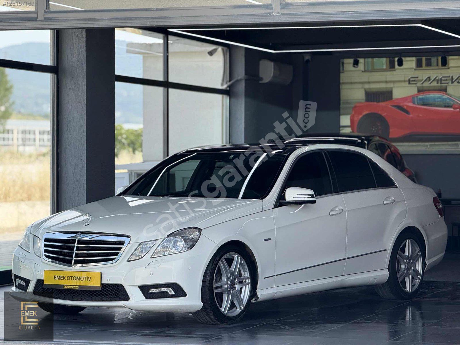 EMEK/2011 E250 CGI AMG CAM TAVAN KOLTUK ISITMA ELK PERDE