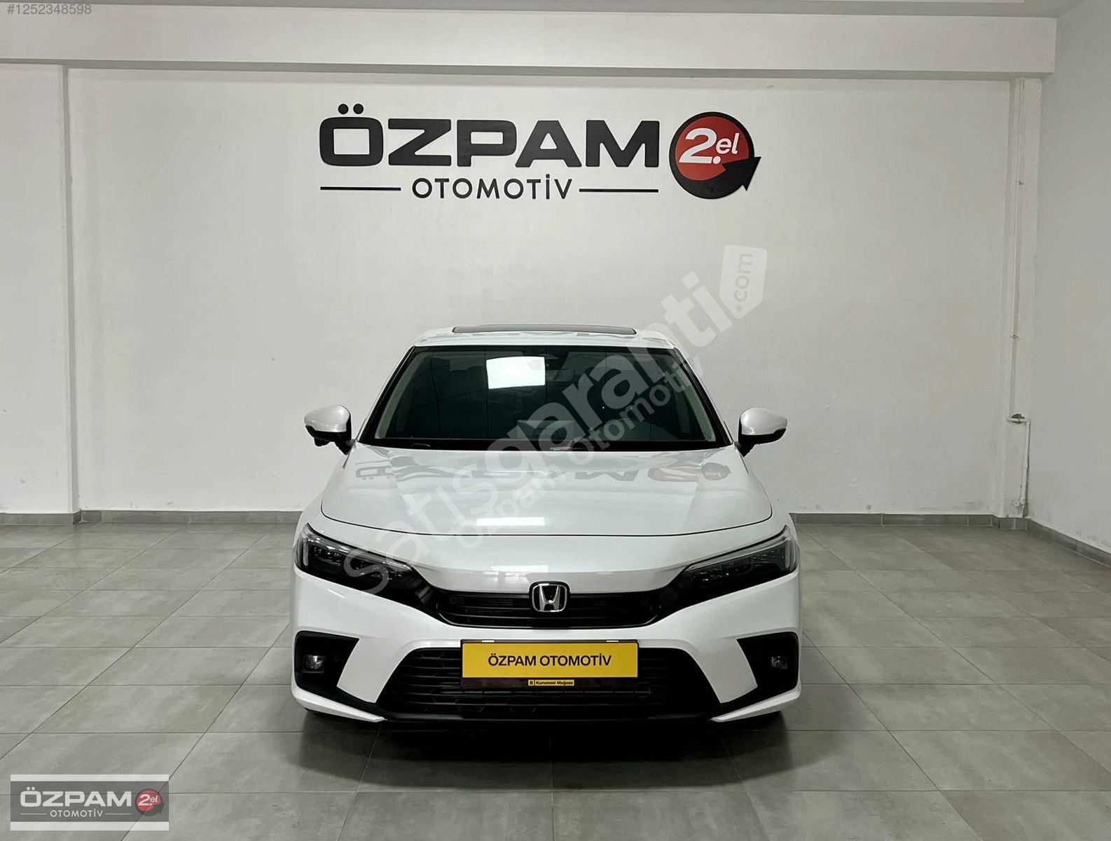 ÖZPAM 2.EL'DEN 2022 HONDA CİVİC 1.5 V-TEC EXECUTİVE PLUS 182 BG
