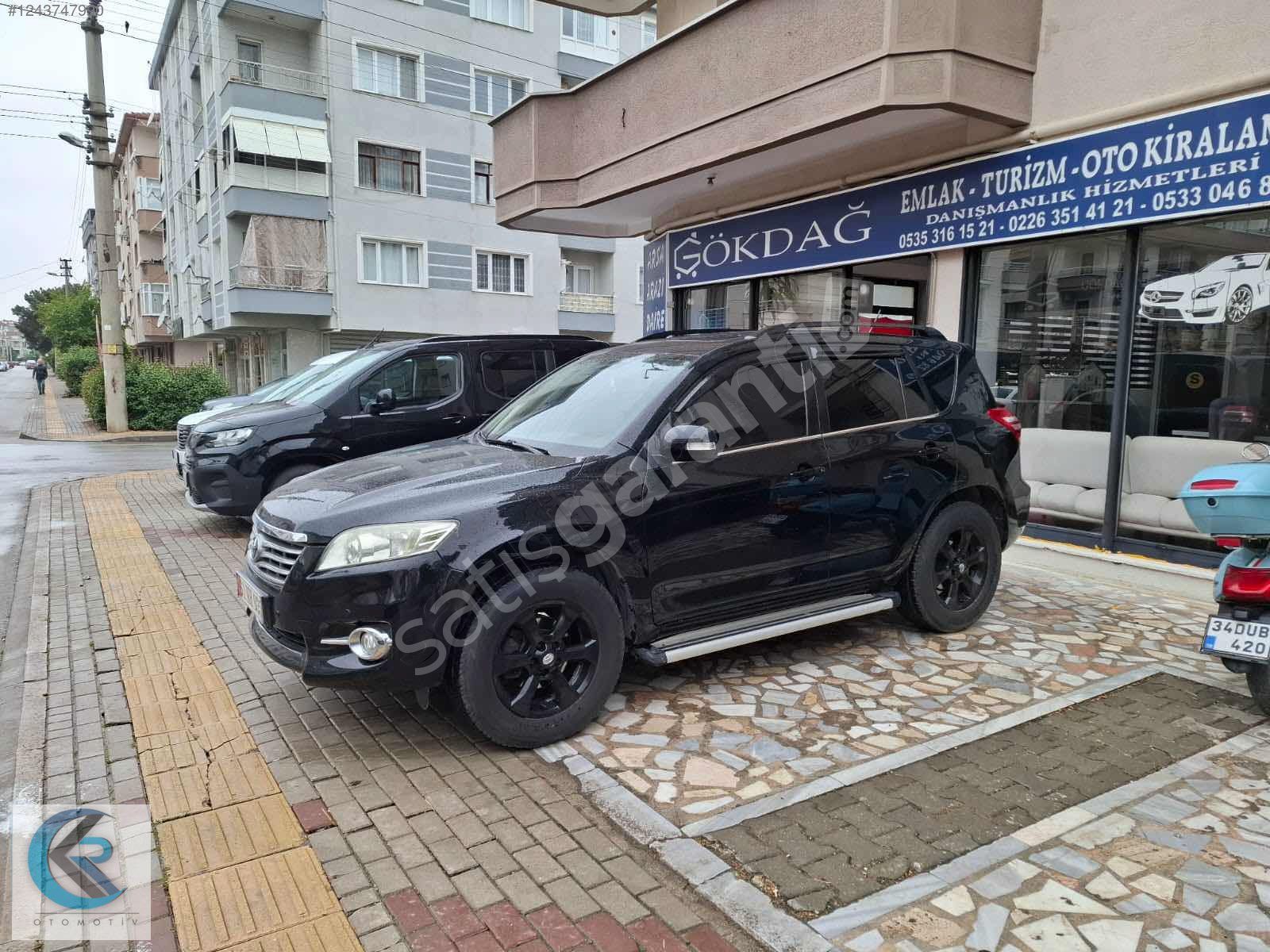 HATASIZ TRAMERSİZ 4x4 RAV4