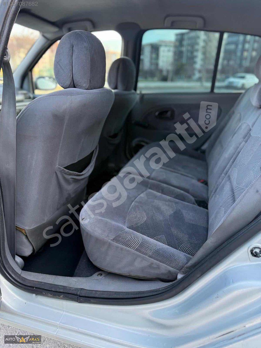 2001 2009 TRAFİĞE ÇIKIŞLIDIR RENAULT CLİO OTOMATİK 207 BİNDE