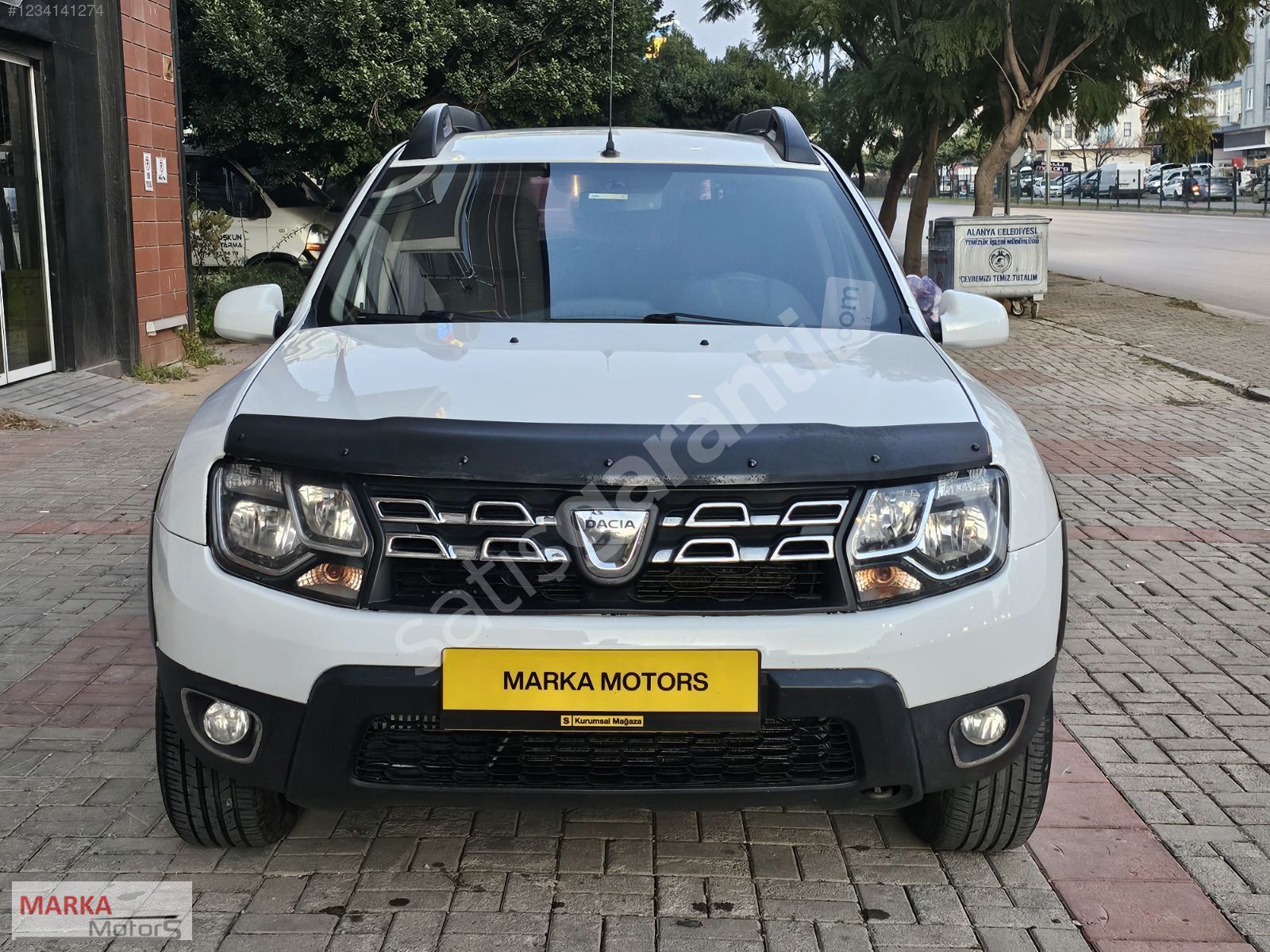 MARKA MOTORS DACİA DUSTER 1.5DCİ AMBİANCE 4X4 110 HP SERV BAKIML