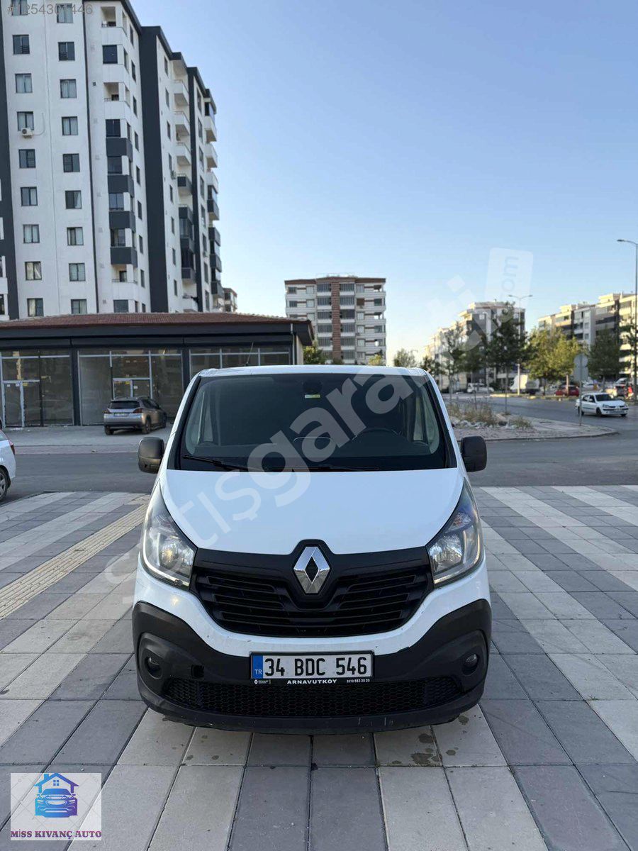 RENAULT TRAFİC 1.6 DCİ BOYA DEĞİŞEN YOK MOTOR ŞANZIMAN KUSURSUZ.
