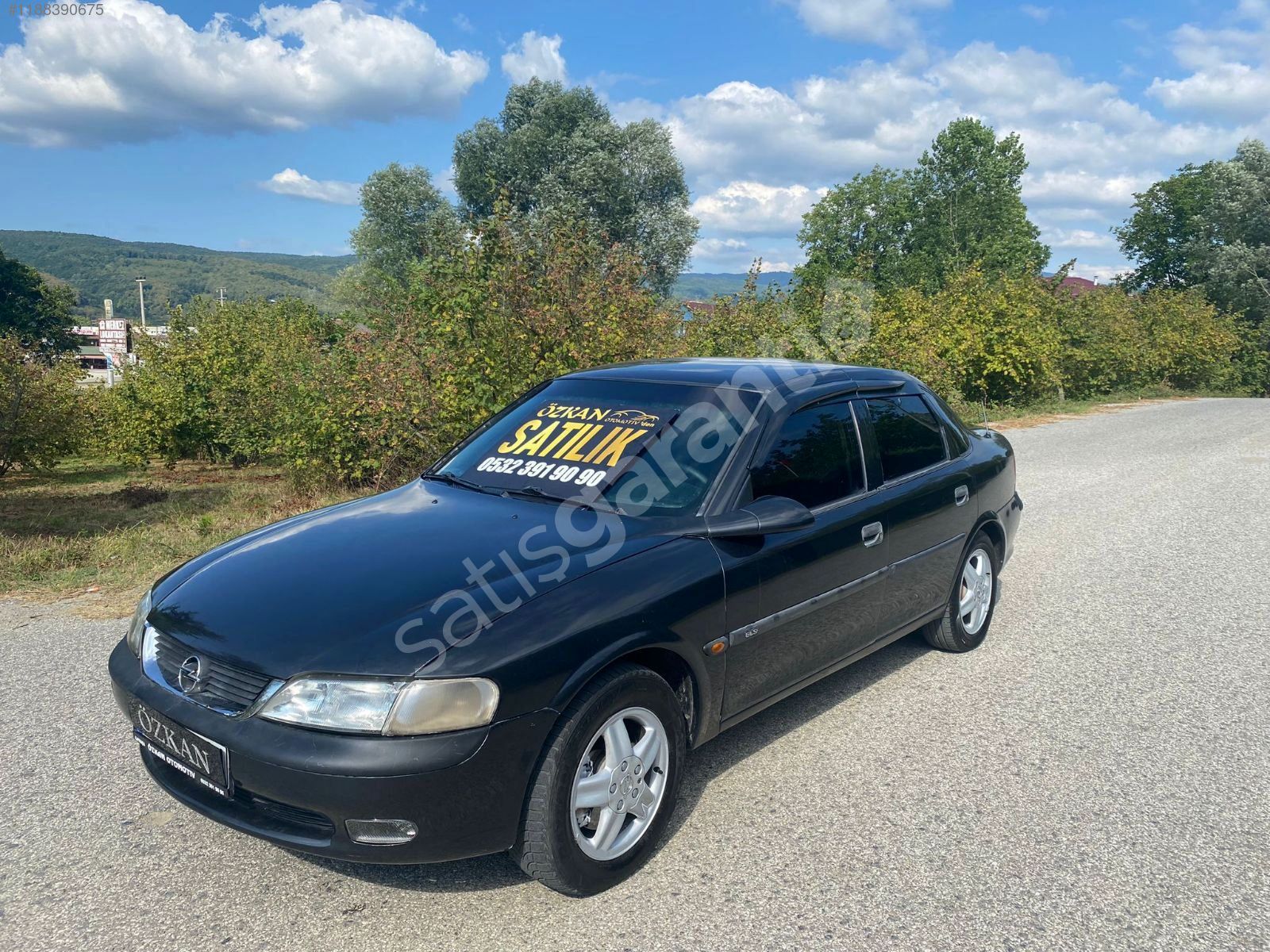 ÖZKAN OTOMOTİV DEN 1996 OPEL VECTRA 2.0 GLS FULL BAKIMLI