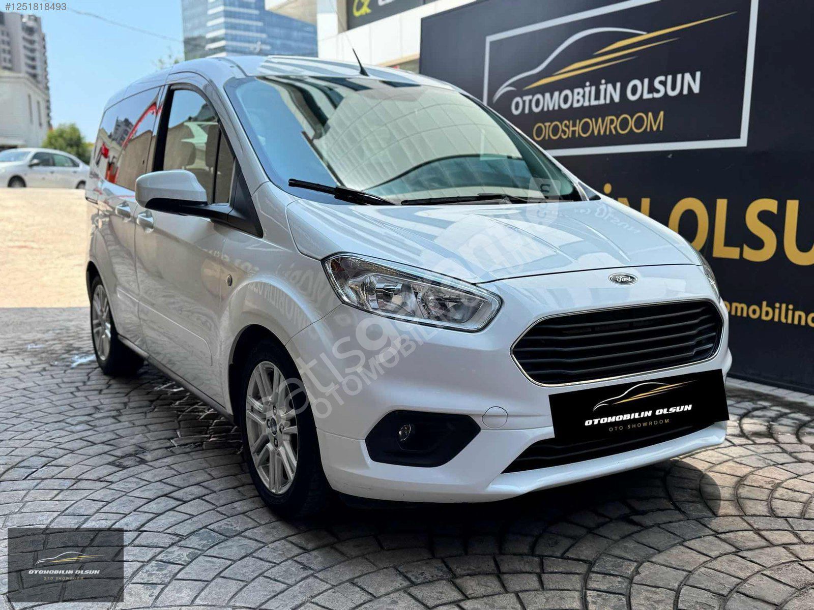 300.000TL PEŞİNATLA 12 18 24 36 AY VADELİ SENETLE FORD TOURNEO