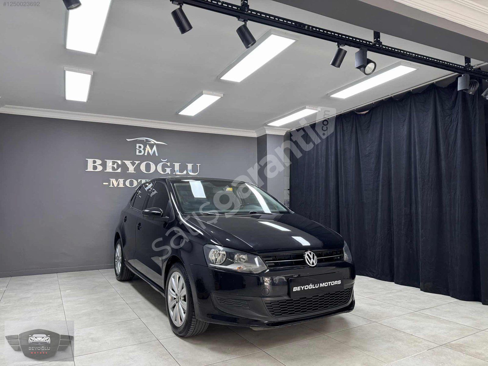BEYOĞLU MOTORS 2012 VOLKSWAGEN POLO 1.4 CAM TAVAN-OTOMATİK