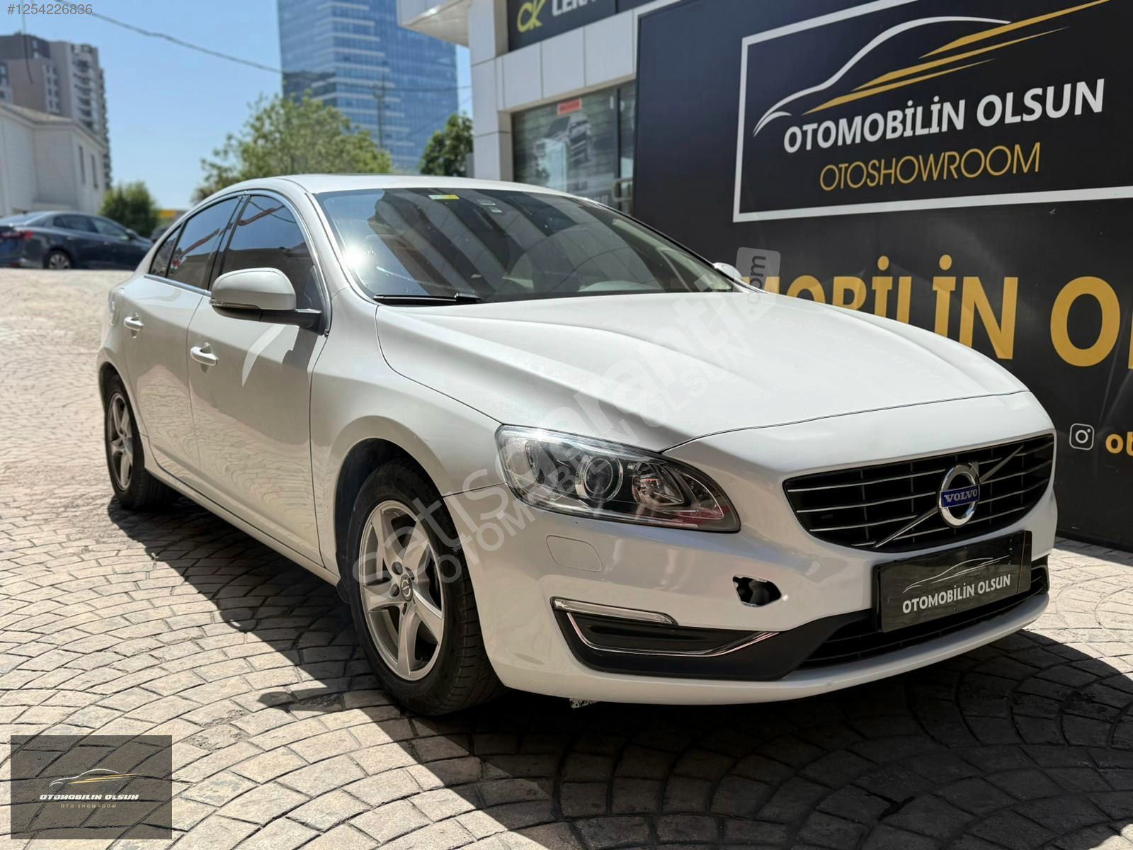 405.000 TL PEŞİNATLA 12 18 24 36 AY VADELİ SENETLE VOLVO S60