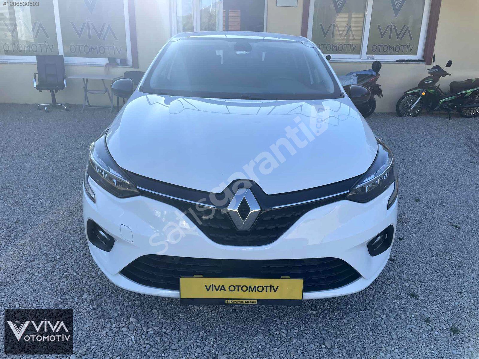 HATASIZ BOYASIZ TRAMERSİZ 2022 MODEL CLİO VİVA OTOMATİV'DEN