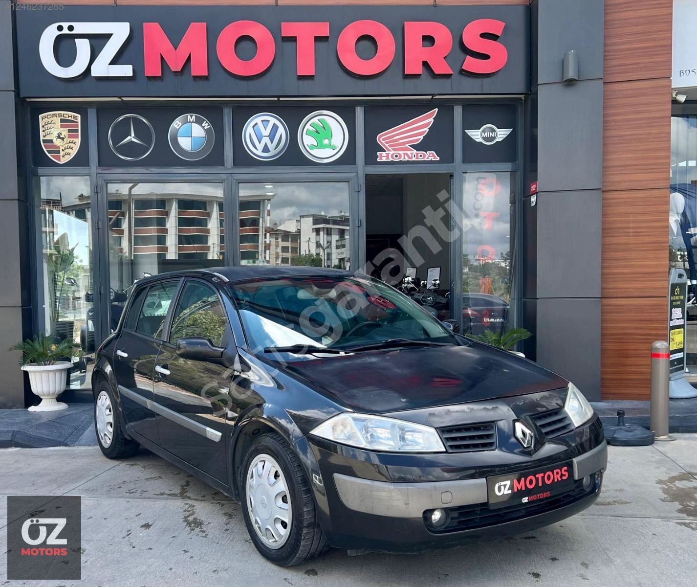 ÖZ MOTORS 2003 MEGANE II 1.5 DCİ BOYASİZ DEĞİŞENSİZ HATASIZ