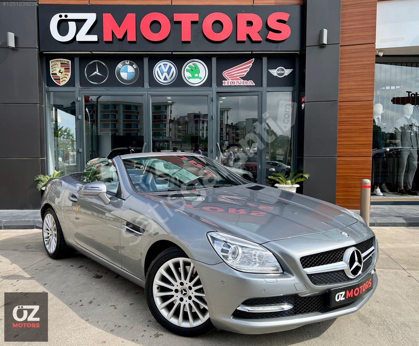 ÖZ MOTORS 2012 MERCEDES SLK 250 CABRİO K.ISITMA+AİRSCARF