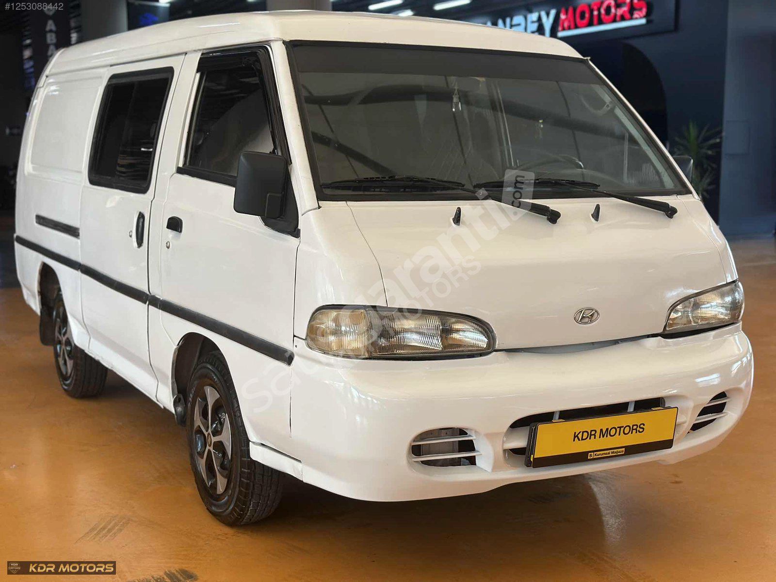 KDR MOTORS'DAN 2000 MODEL H 100 CİTY VAN 5+1 MASRAFSIZ