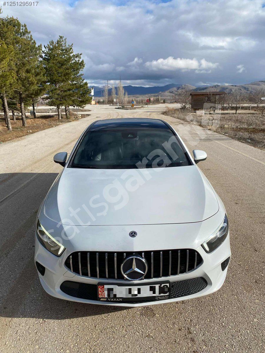 AKYUL MOTORS MERCEDES A180d CAM TAVAN HATASIZ BOYASIZ TRAMERSİZ