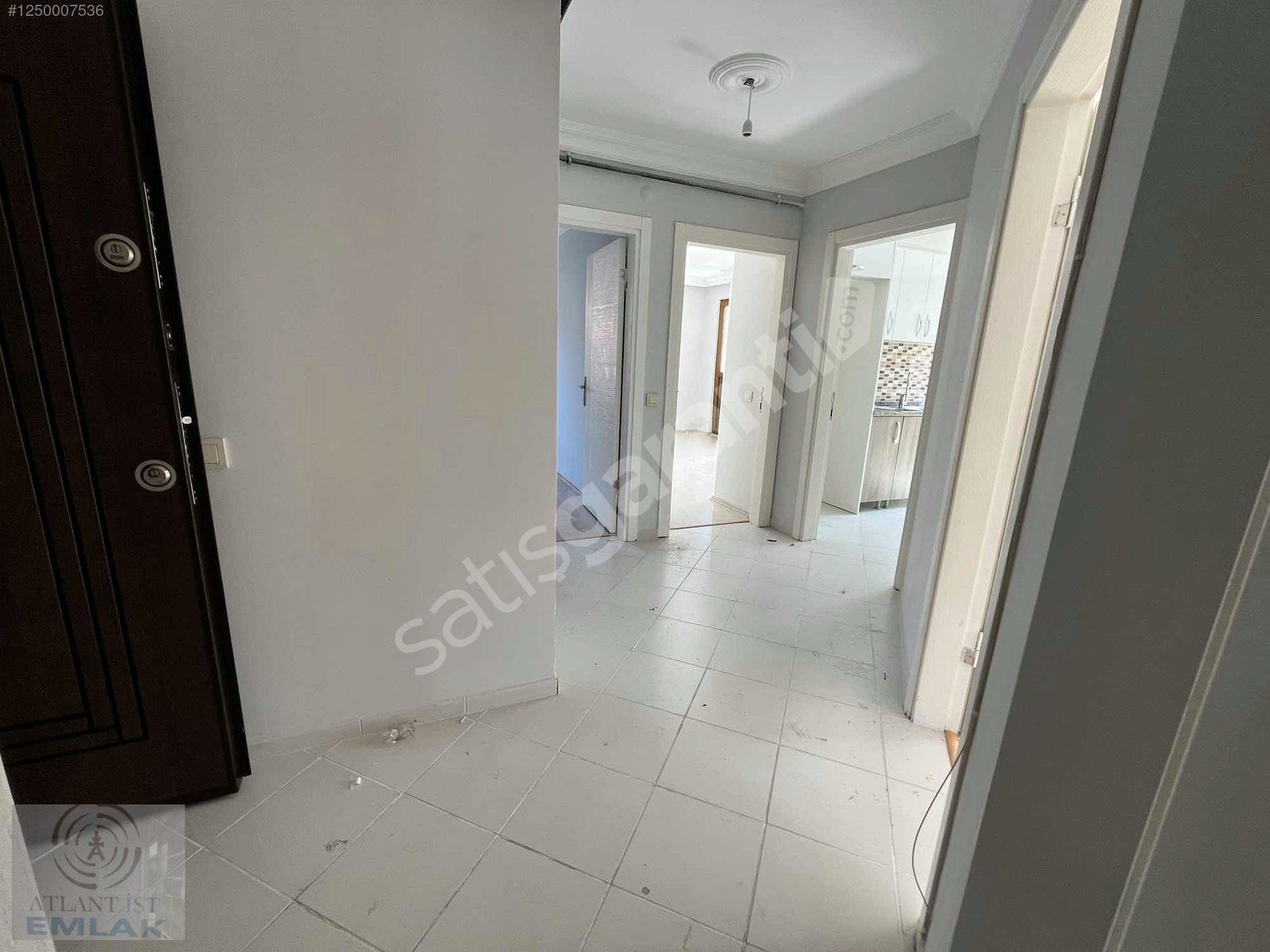 KAYIŞDAĞI MERKEZDE 3+1 110M2 3.KAT ASANSÖRLÜ BALKONLU DAİRE