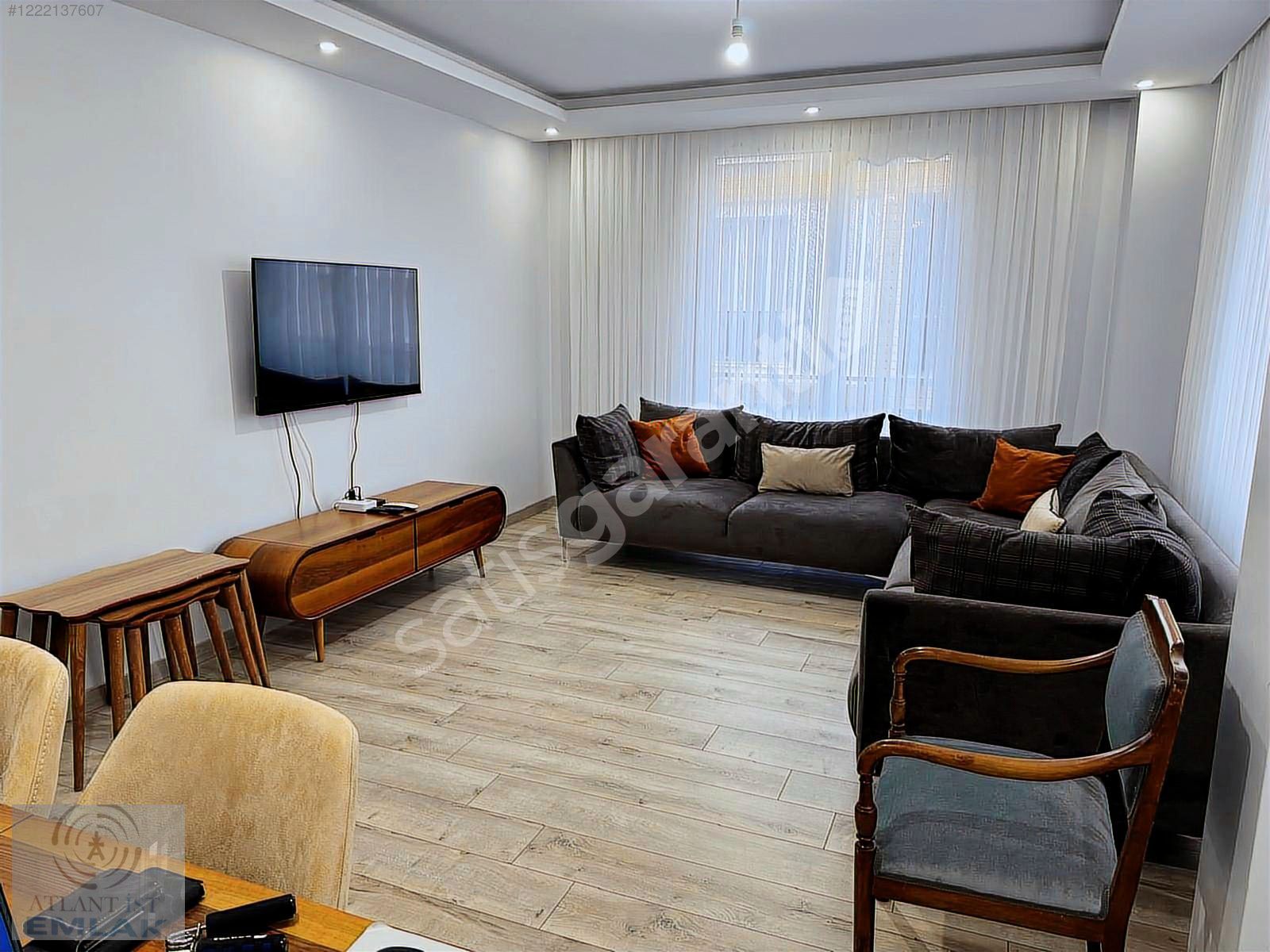 AQUA KAVAKLI 1.ETAP'TA 2+1 2.KAT 100M2 BALKONLU EBEVEYN BANYOLU