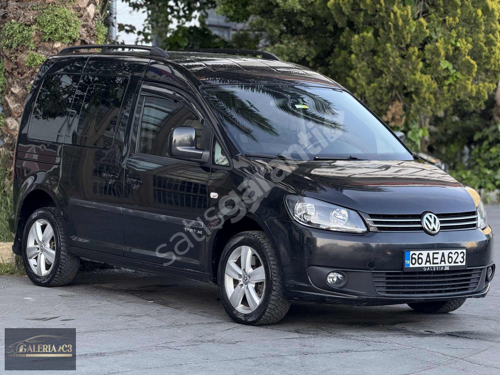 GALERİA C3 DEN BOYASIZ CADDY 2.0 TDİ OTOMATİK SPORTLİNEEMSALSİZ