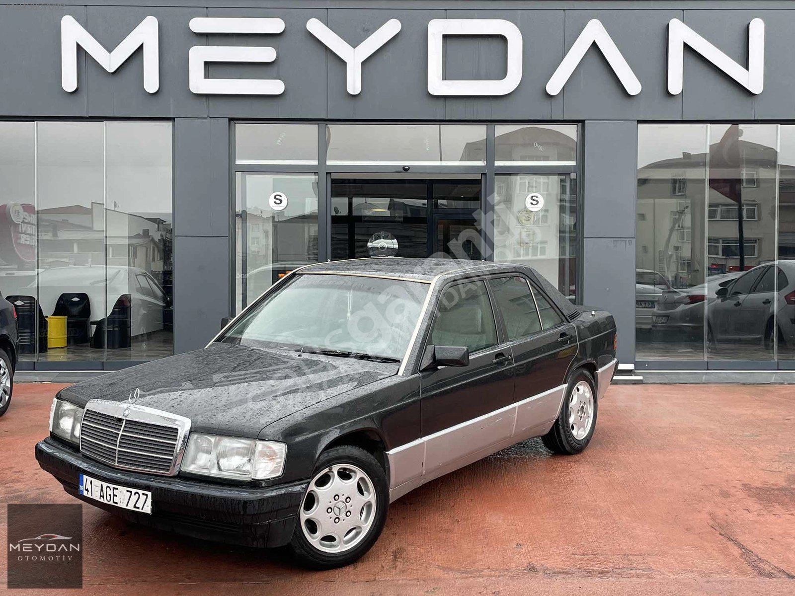 MEYDAN dan OTOMATİK MERCEDES 190 E SANRUF BENZİN/LPG