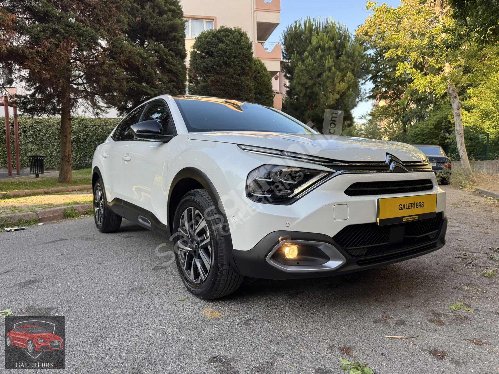 CİTROEN C4 X SHİNE PAKET-2024 MODEL-ÇİFT RENK-SEDEF BEYAZ-