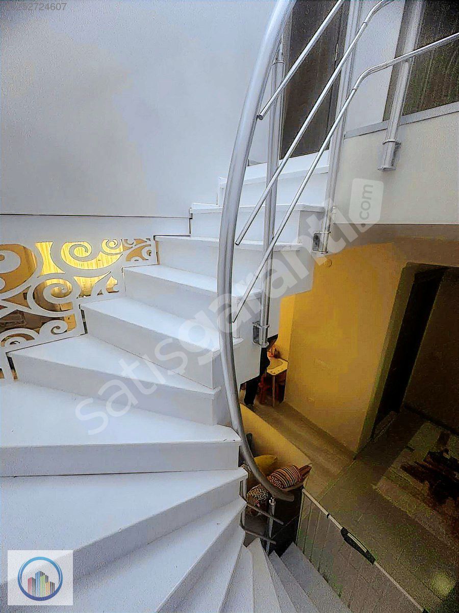 AYAZ EMLAK TAN BEYOĞLU HASKÖY'DE SATILIK 2+1 80.M2 TERS DUBLEKS