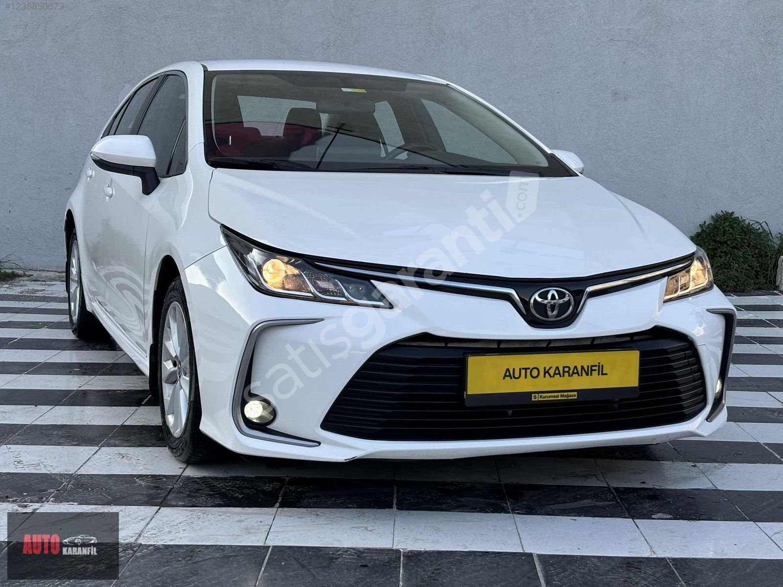 AUTO KARANFİL,DEN 2022 COROLLA GARANTİLİ SERVİS BAKIMLI
