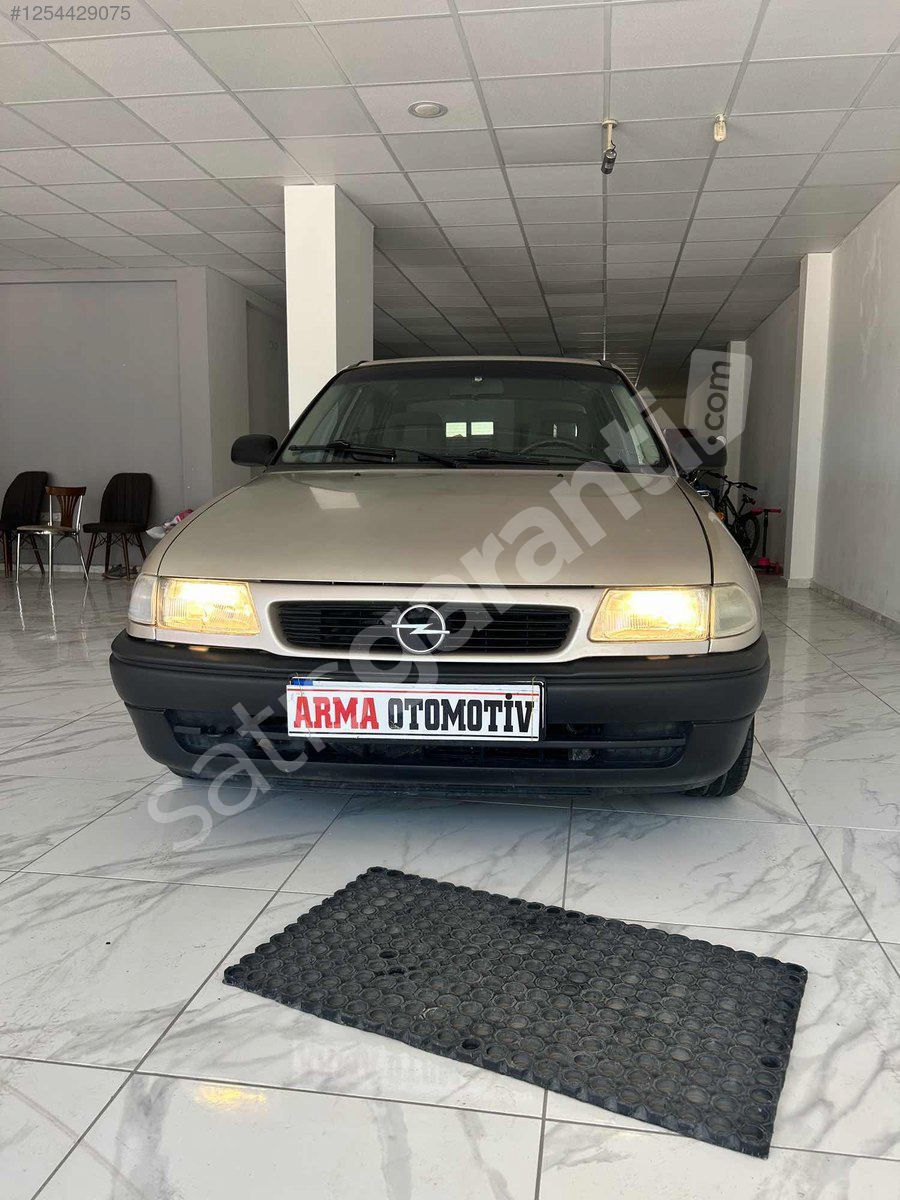 Temiz Opel Astra Ekstralı Düşük Km li