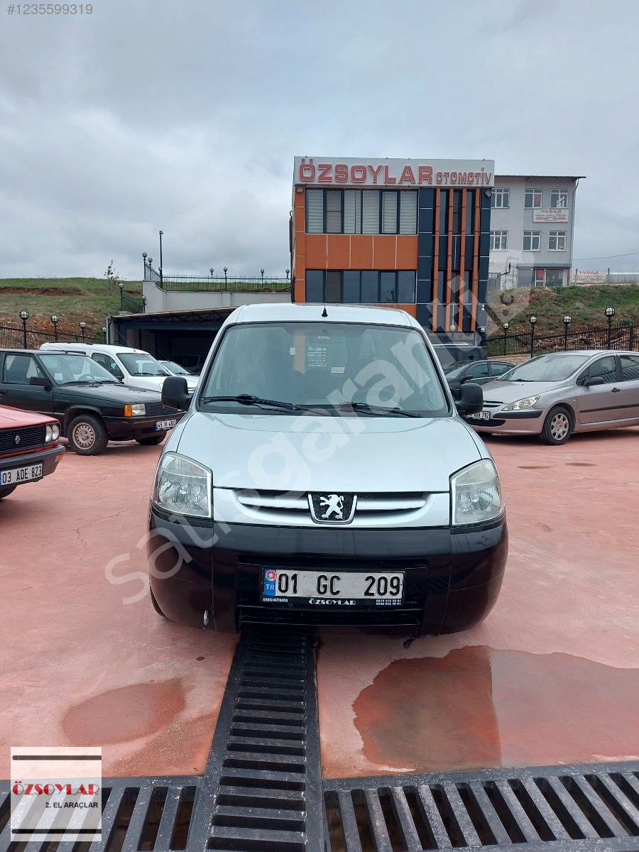 ÖZSOYLARDAN 2005 MODEL 150.000 KM EMSALSİZ TEMİZLİKTE