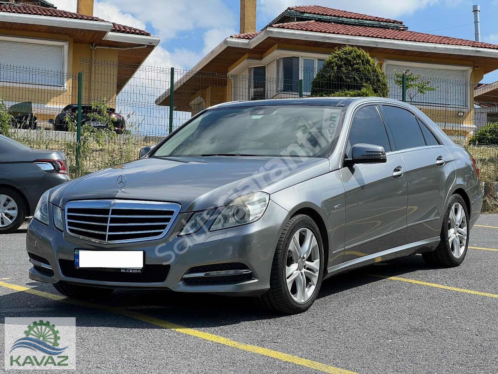 2011 Model Mercedes E-350 4MATIC