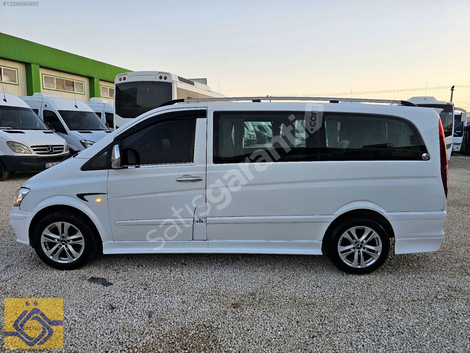 ÖZTAŞ OTOMOTİV den 2006 VİTO 115 CDI SERİSİ 9+1 MİNİBÜS RUHSATLI