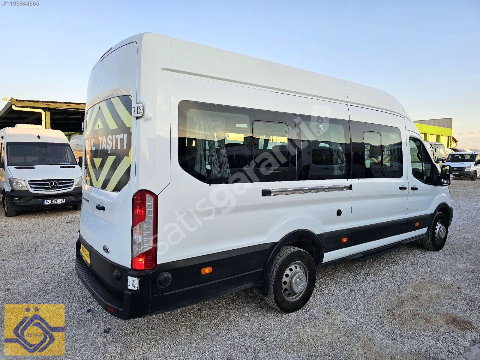 ÖZTAŞ OTOMOTİV den 2022 FORD TRANSİT DELÜX 16+1 OKUL