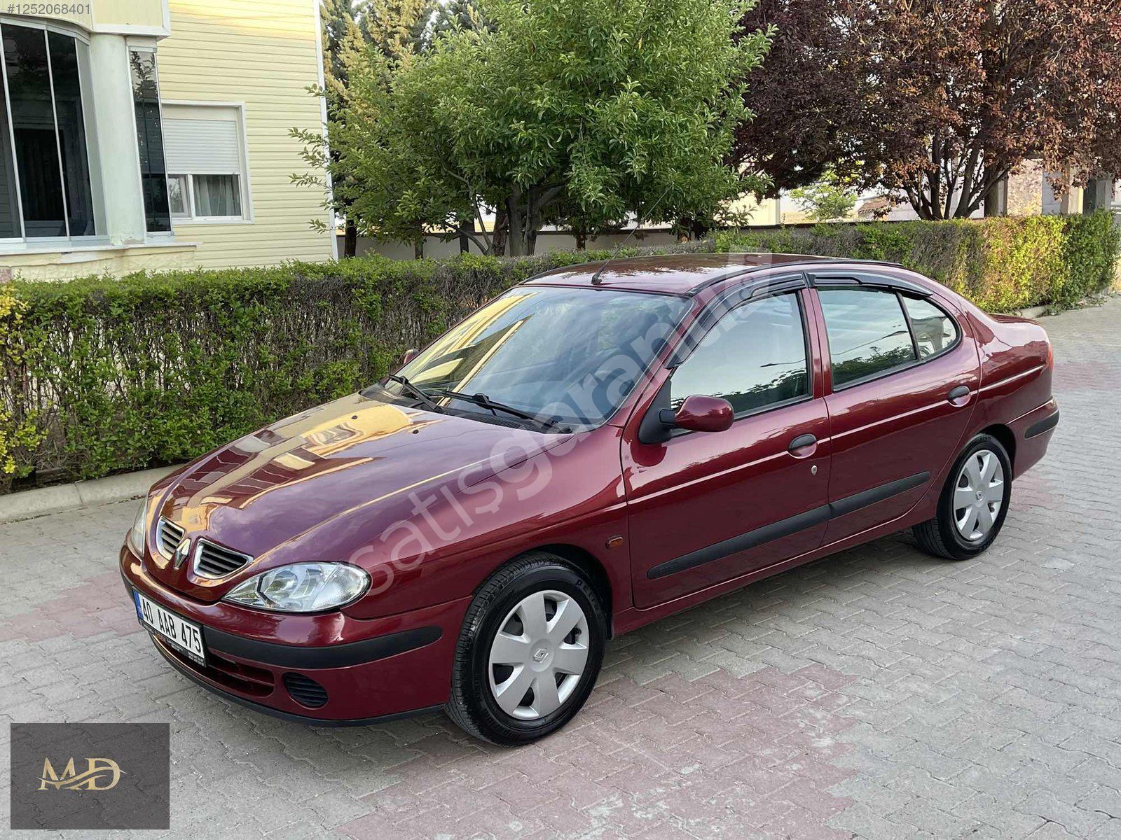 BÖYLESİ ZOR BULUNUR EMSALSİZ 1.6 16V MEGANE KLİMALI