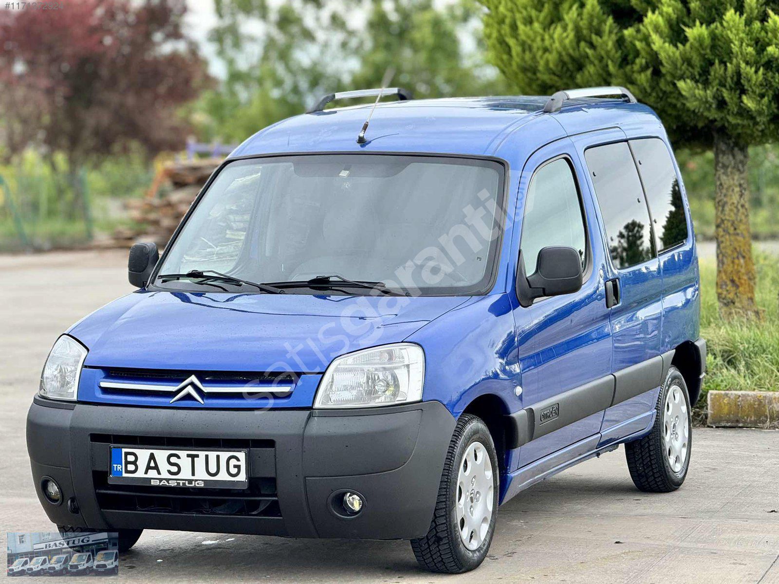 BAŞTUĞ'DAN 2005 MODEL CİTROEN BERLİNGO ÇİFTSÜRGÜ KLİMALI HATASIZ