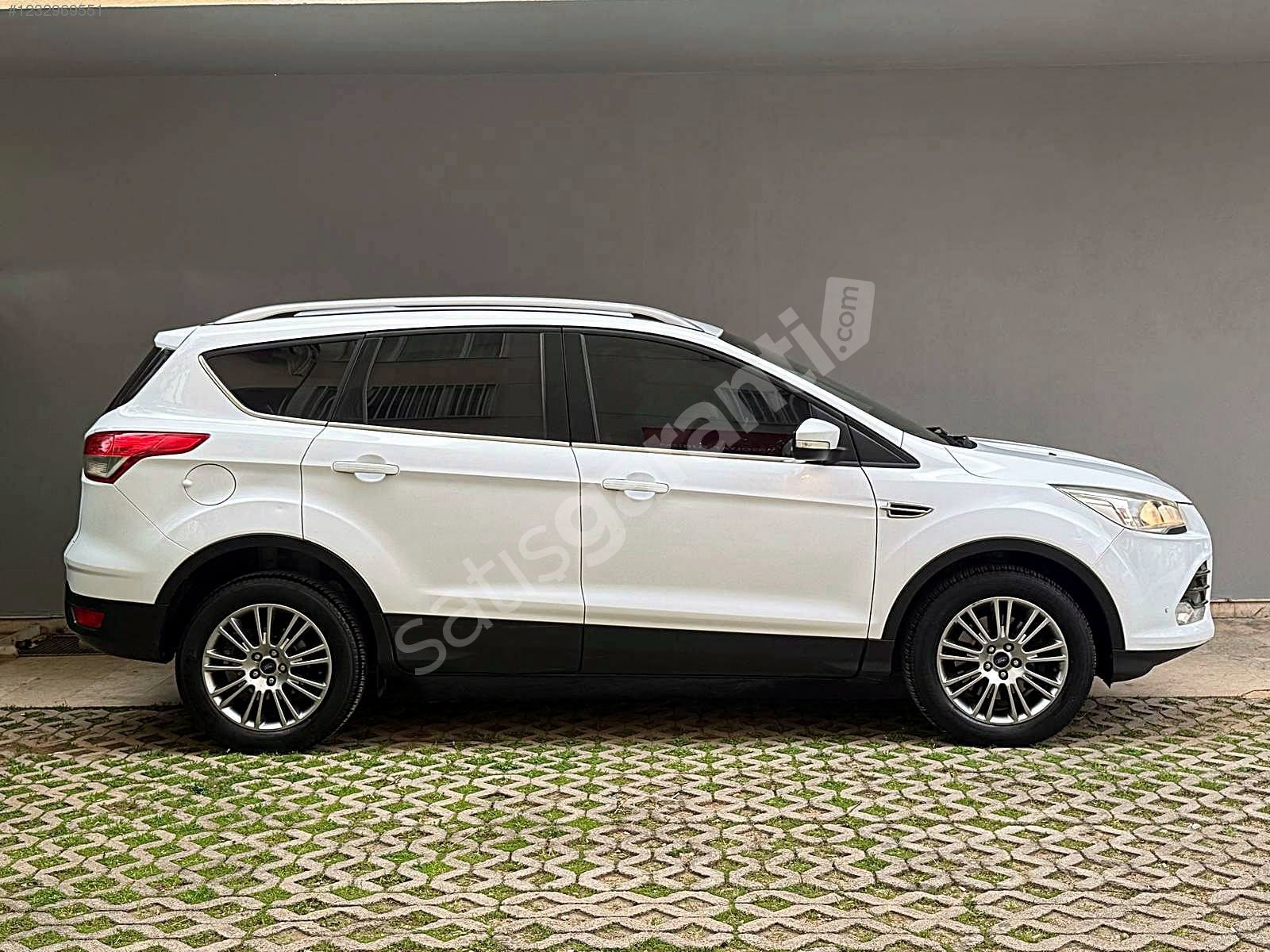 HİLAL'den 2014 Kuga 2.0 TDCİ Titanium+Cam Tavan