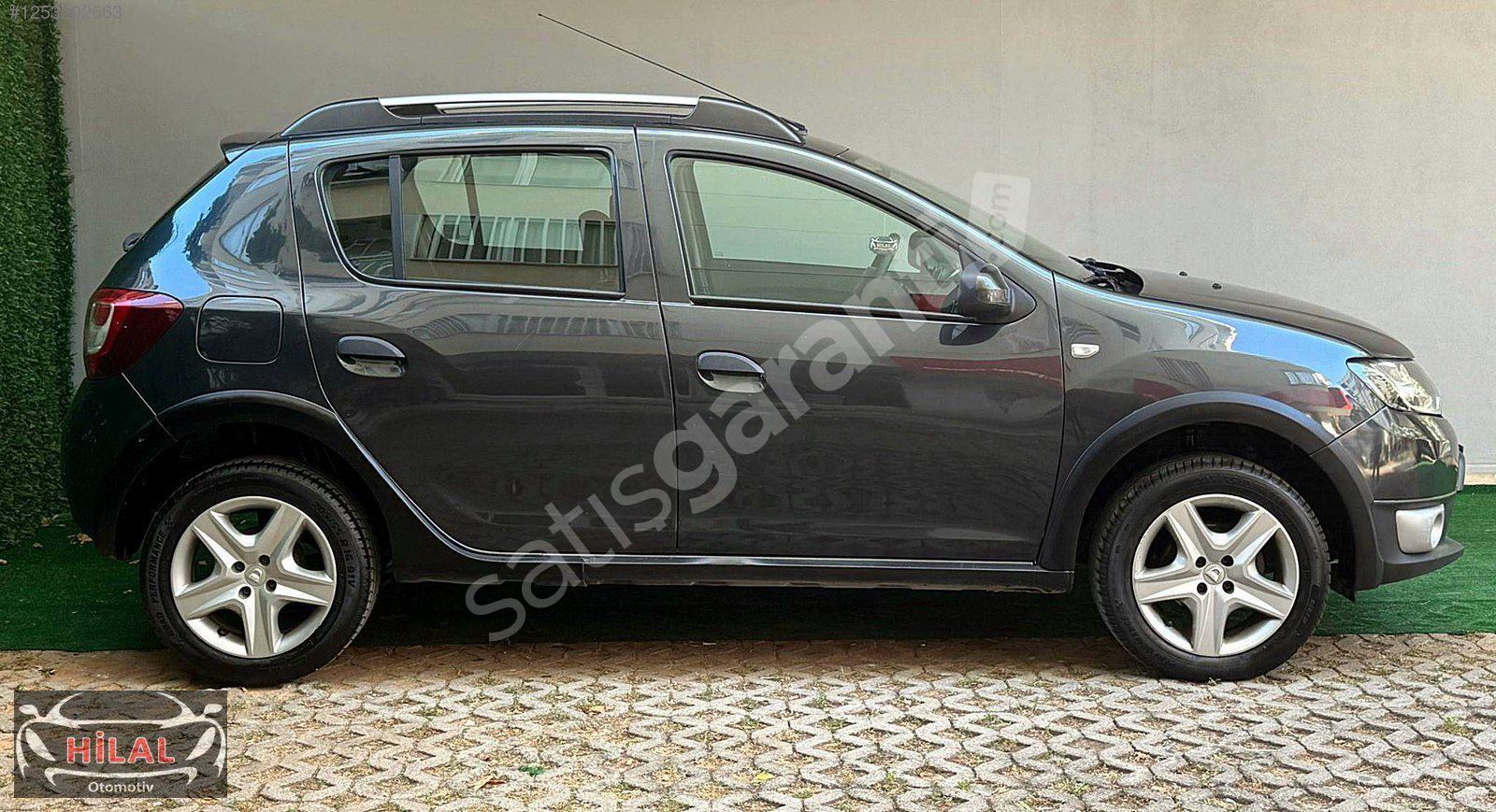 HİLAL'den 2016 Stepway 90Bin Km'de 0.9 Tce Otomatik