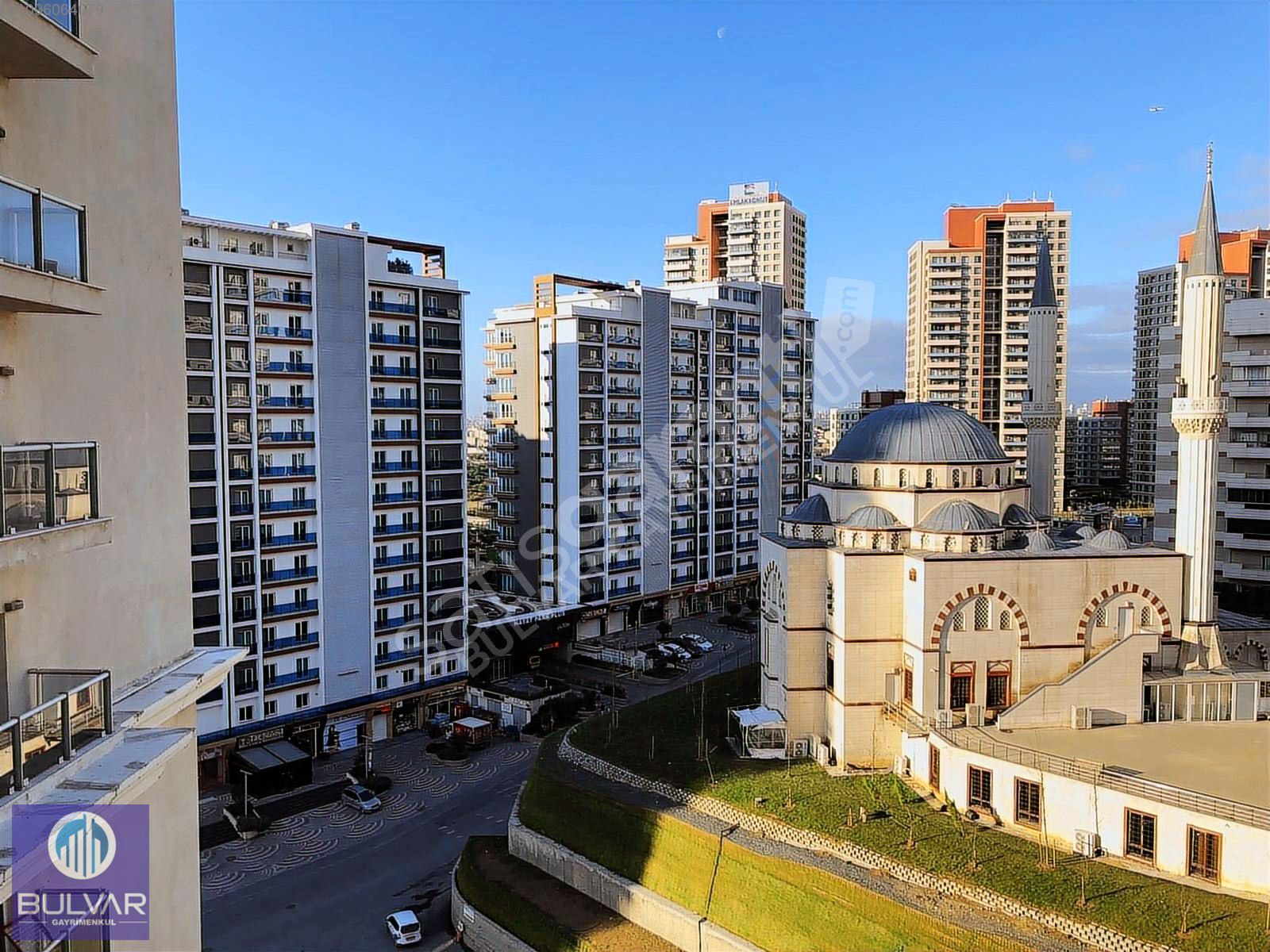 BULVAR'dan MEDİKULE'de 2+1 SATILIK BOŞ FIRSAT DAİRE **100M2**
